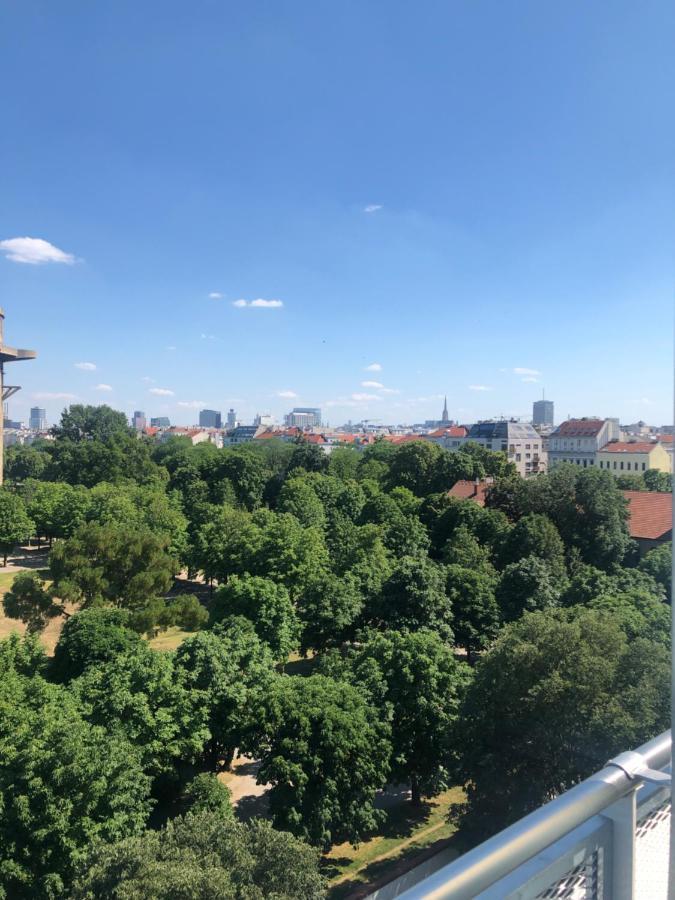 Augartenblick Penthauscombo 15/16 - Blick Zum Riesenrad Apartment Vienna Exterior photo